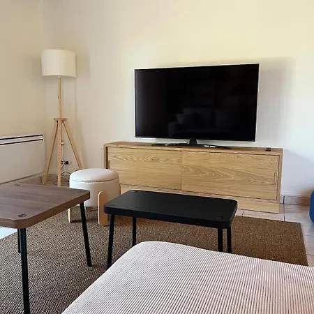 Venus Avec Exterieur 3 8 Pers Holiday home Saint-Malo-du-Bois